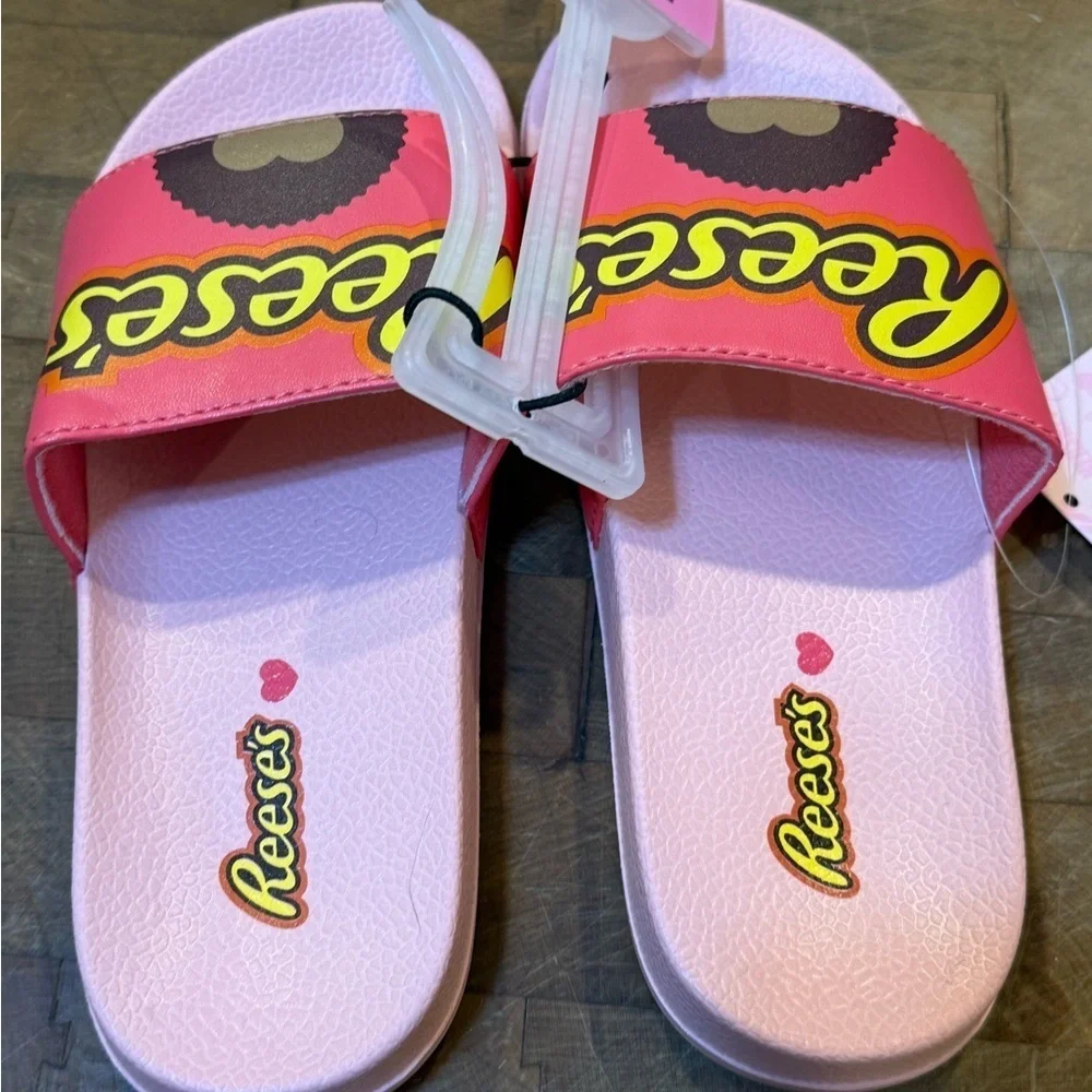 Reese's Slide Sandals Sz 1 Notepad Socks Zipper Bag Reese’s Gift Set Lot NEW